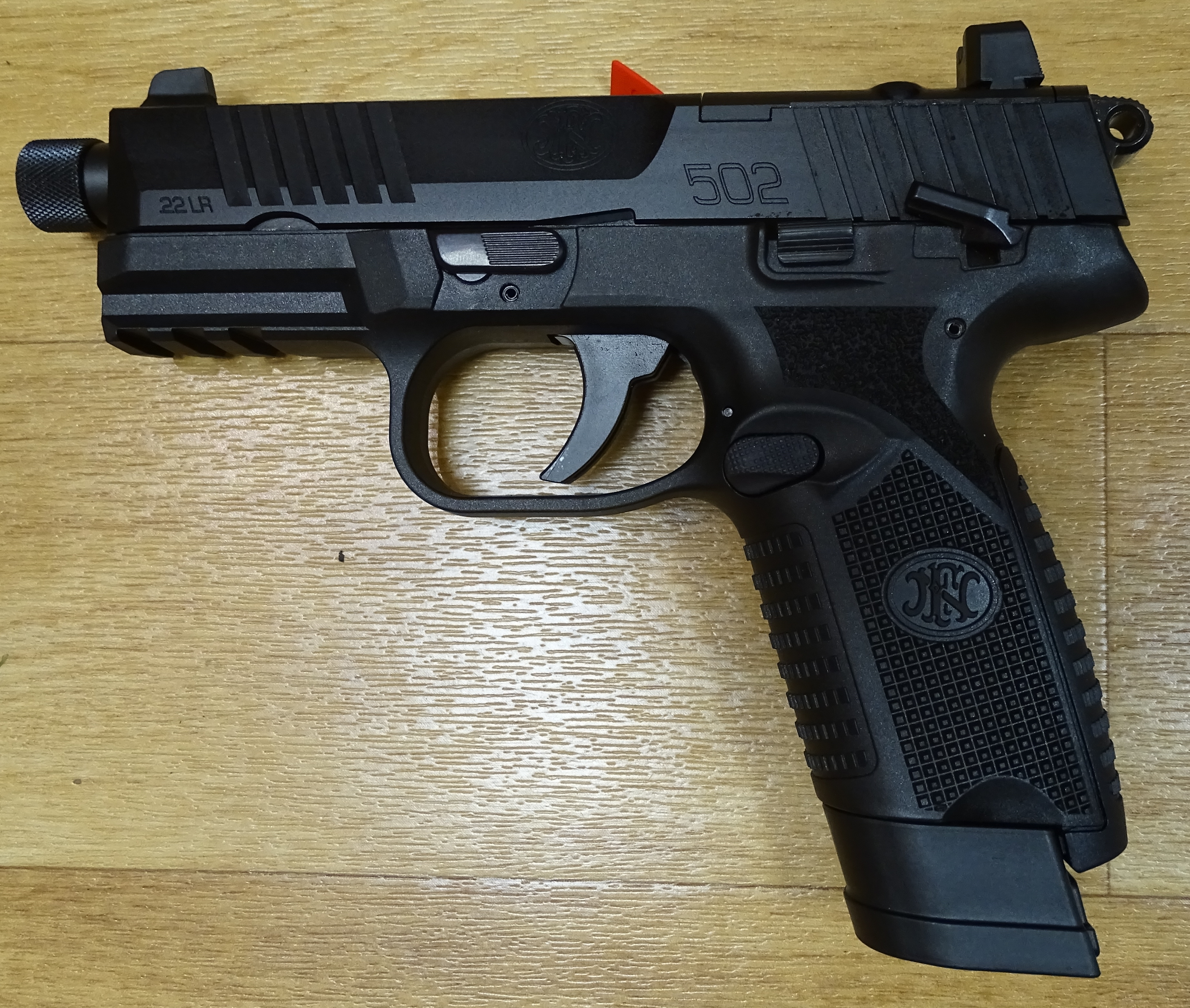 FN 502 Black