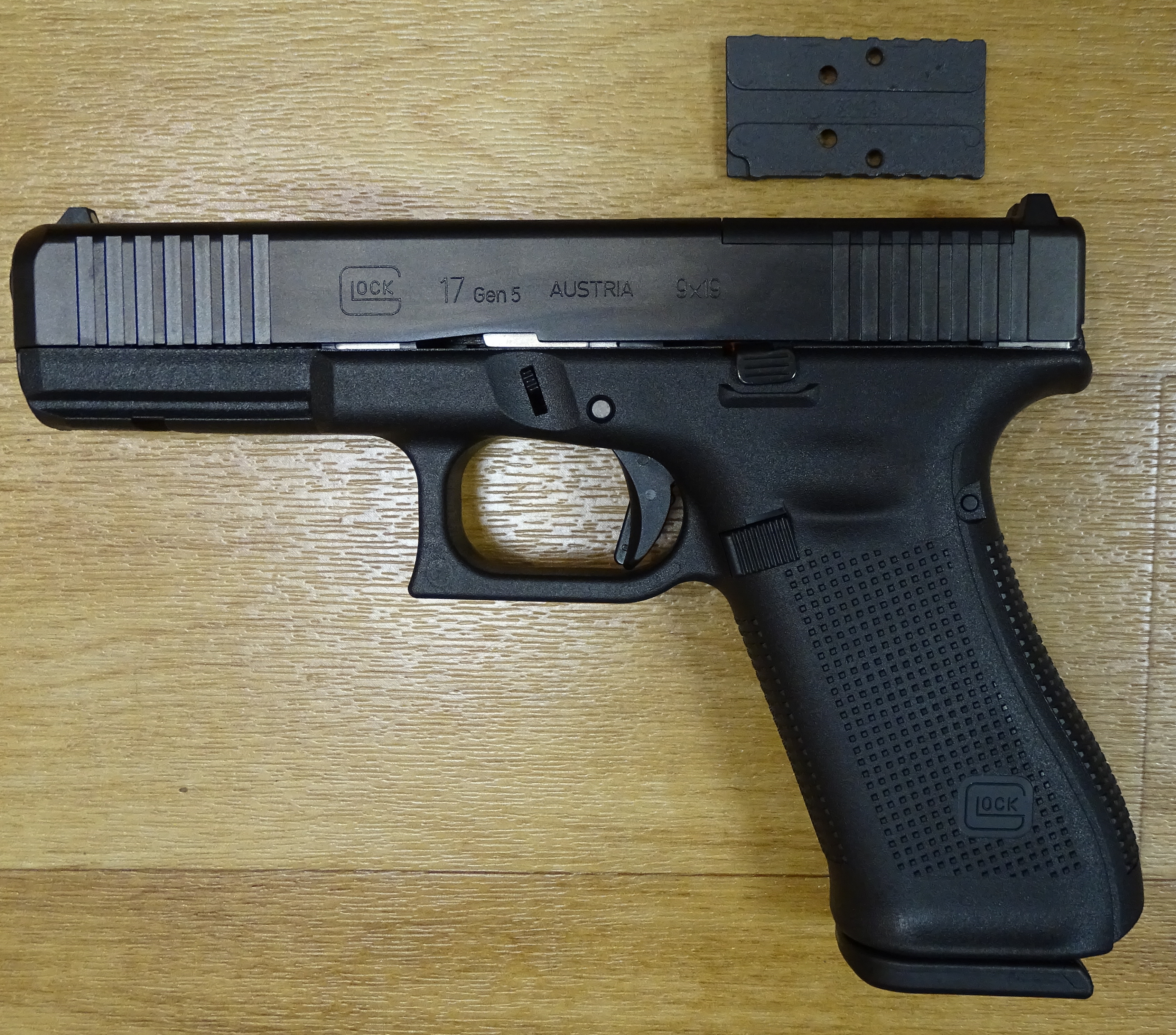 PISTOLET GLOCK 17 MOS