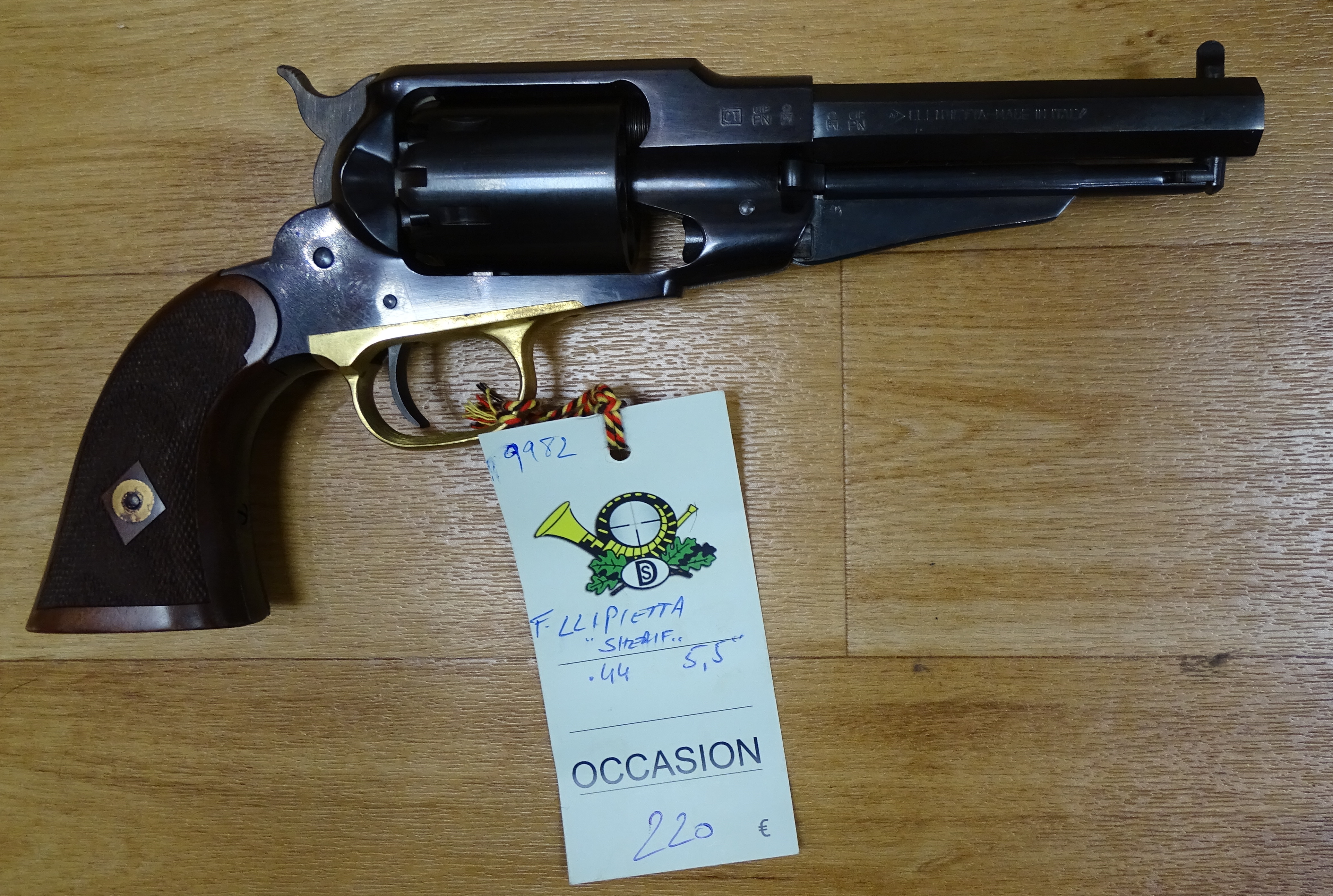 Revolver F. LLIPIETTA 