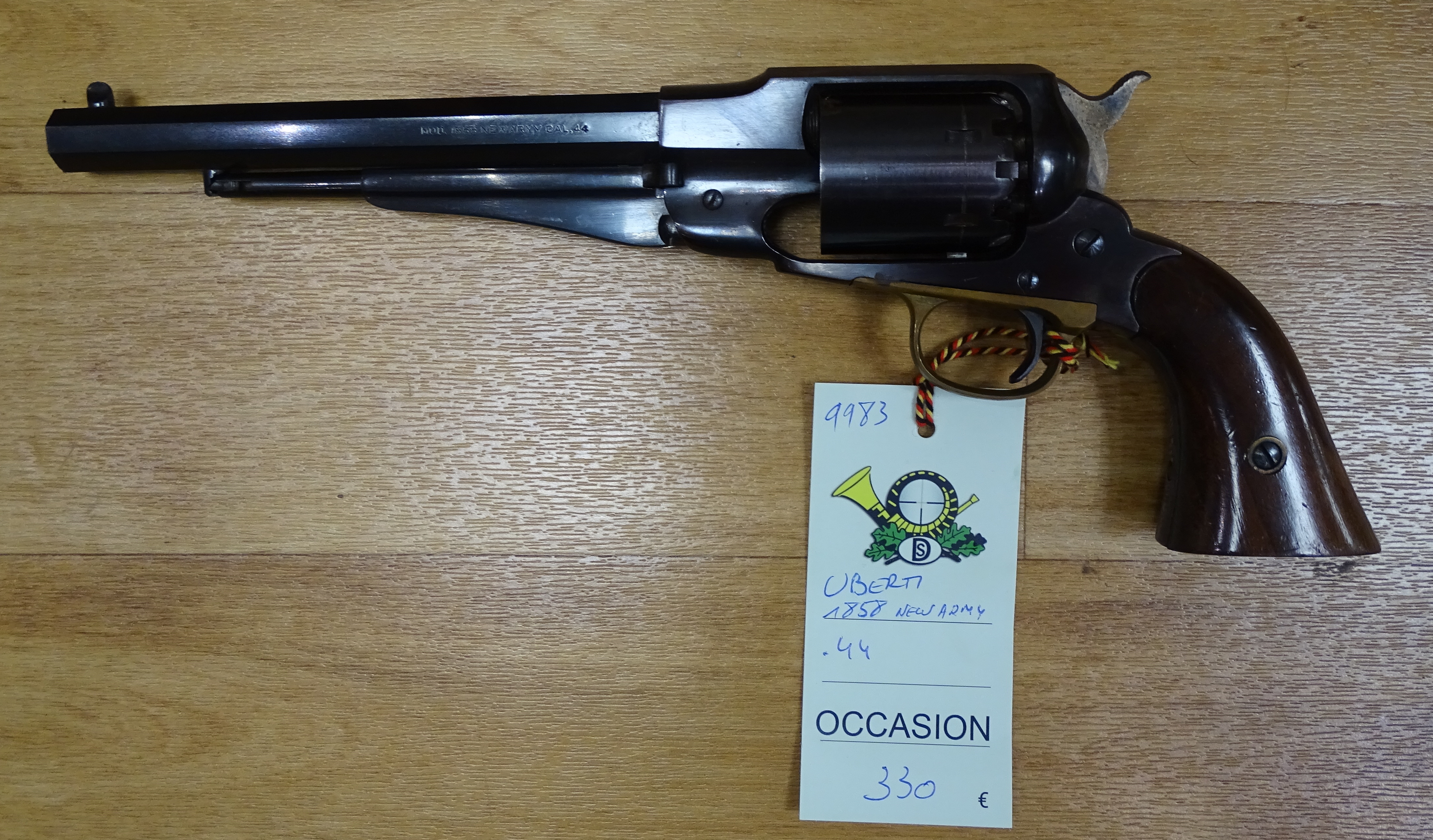 REVOLVER UBERTI 1858 NEW ARMY 8''