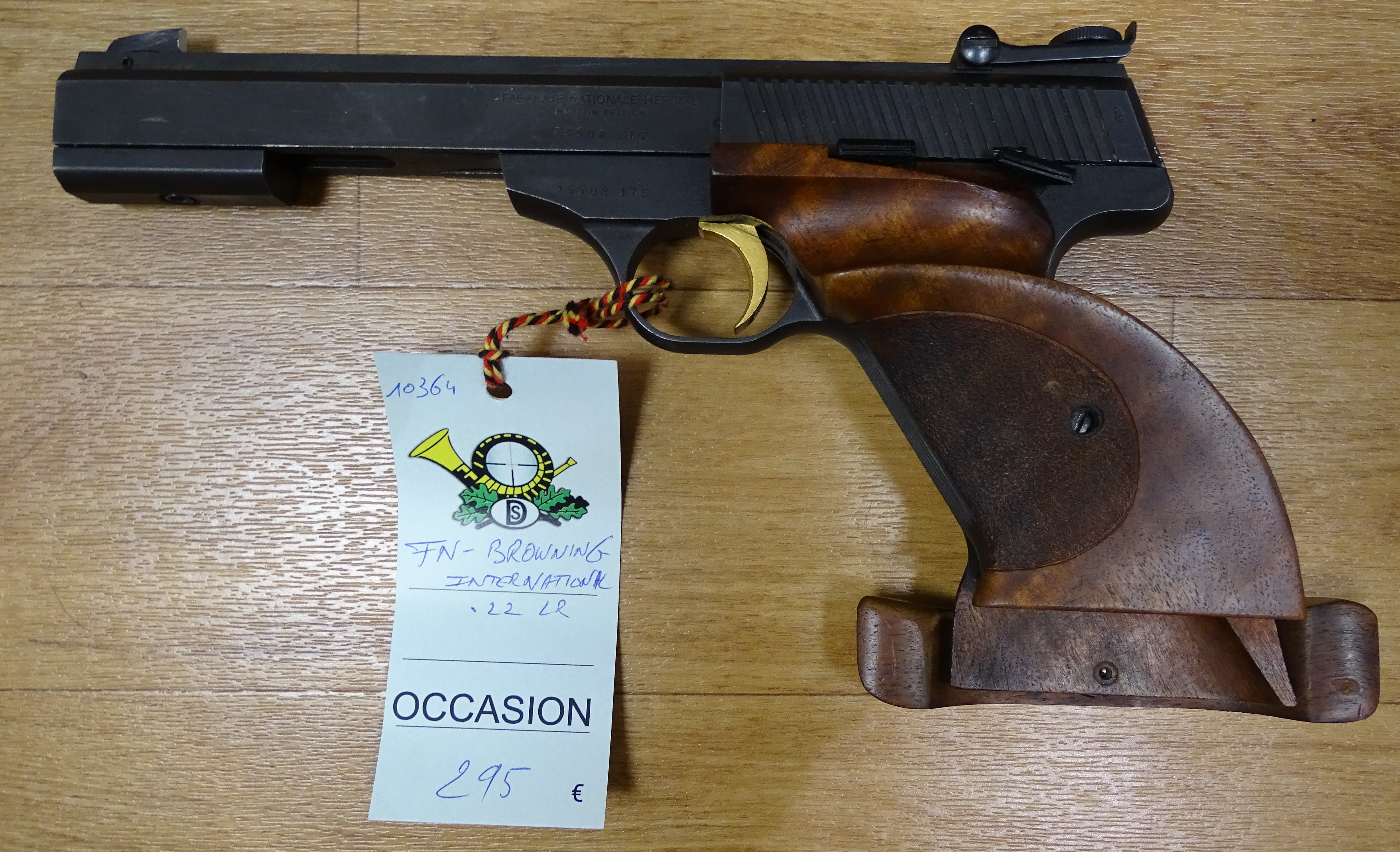 Pistolet FN-Browning International