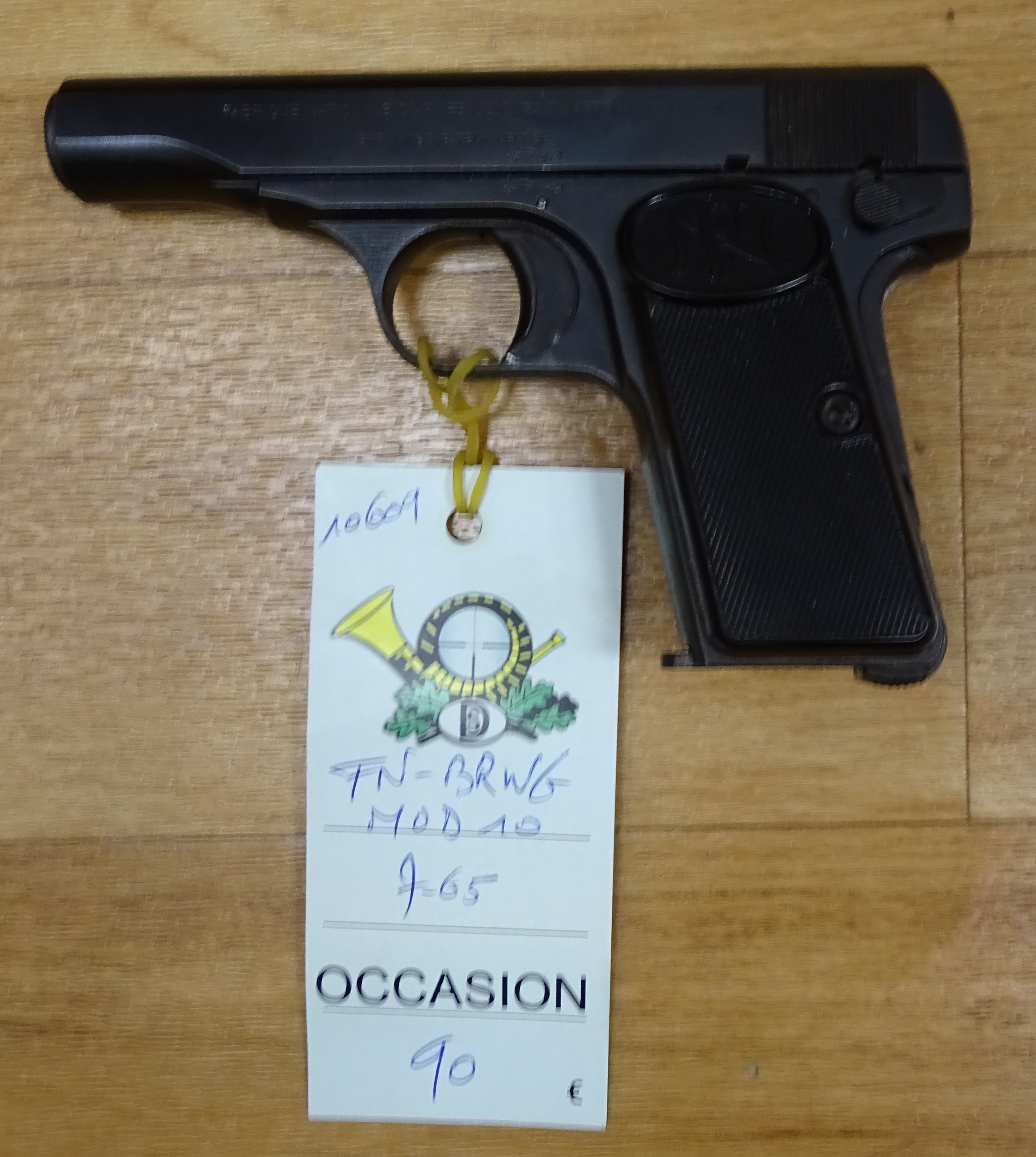 Pistolet FN-Browning 1910 / 22